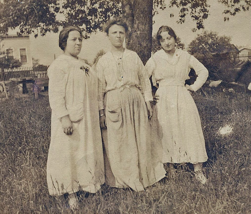 Mary, Fanny and Frances Ferruccio